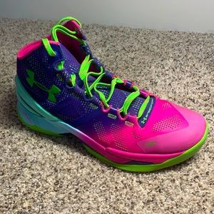 Curry 2’s Northern Lights